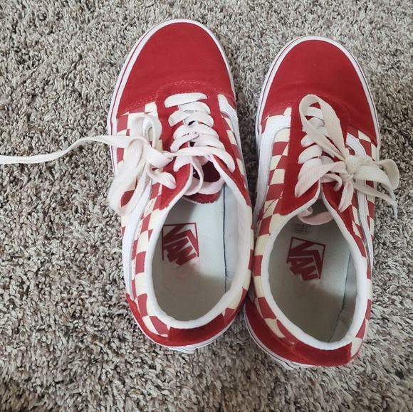 Red lace up checkered vans! - Picture 4 of 4